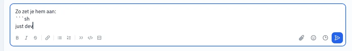 Het invoerveld met de opmaakbalk en een open codeblok